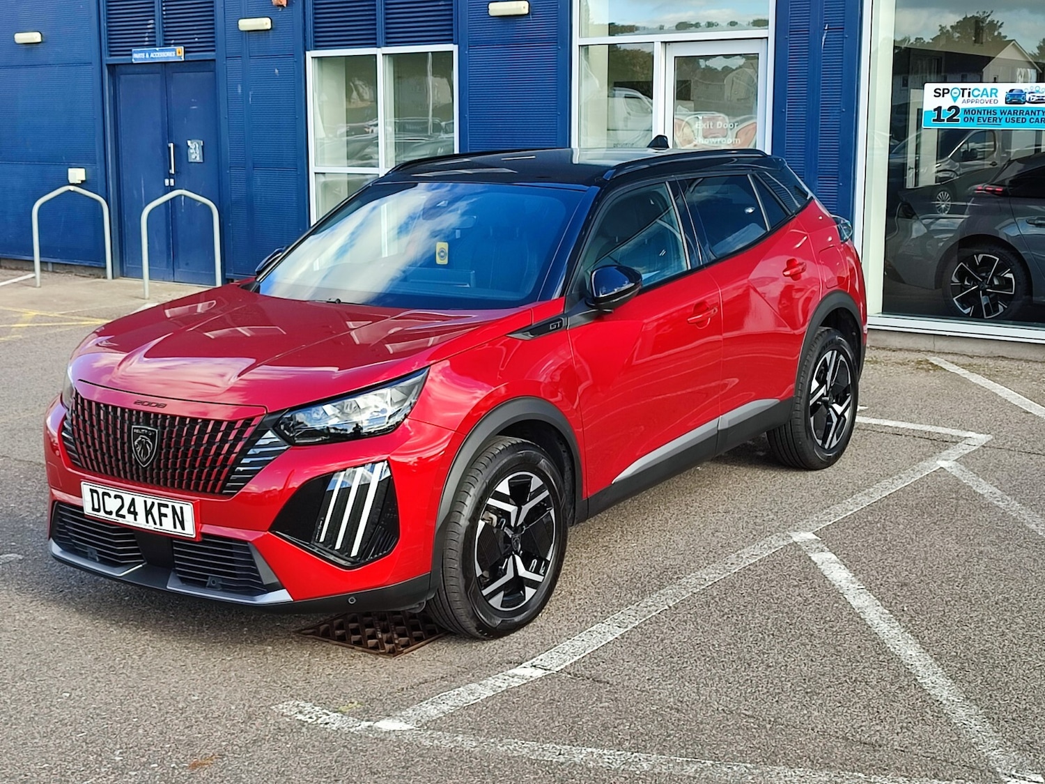 Used Peugeot 2008 2024 for sale - 76676901: Photo 2