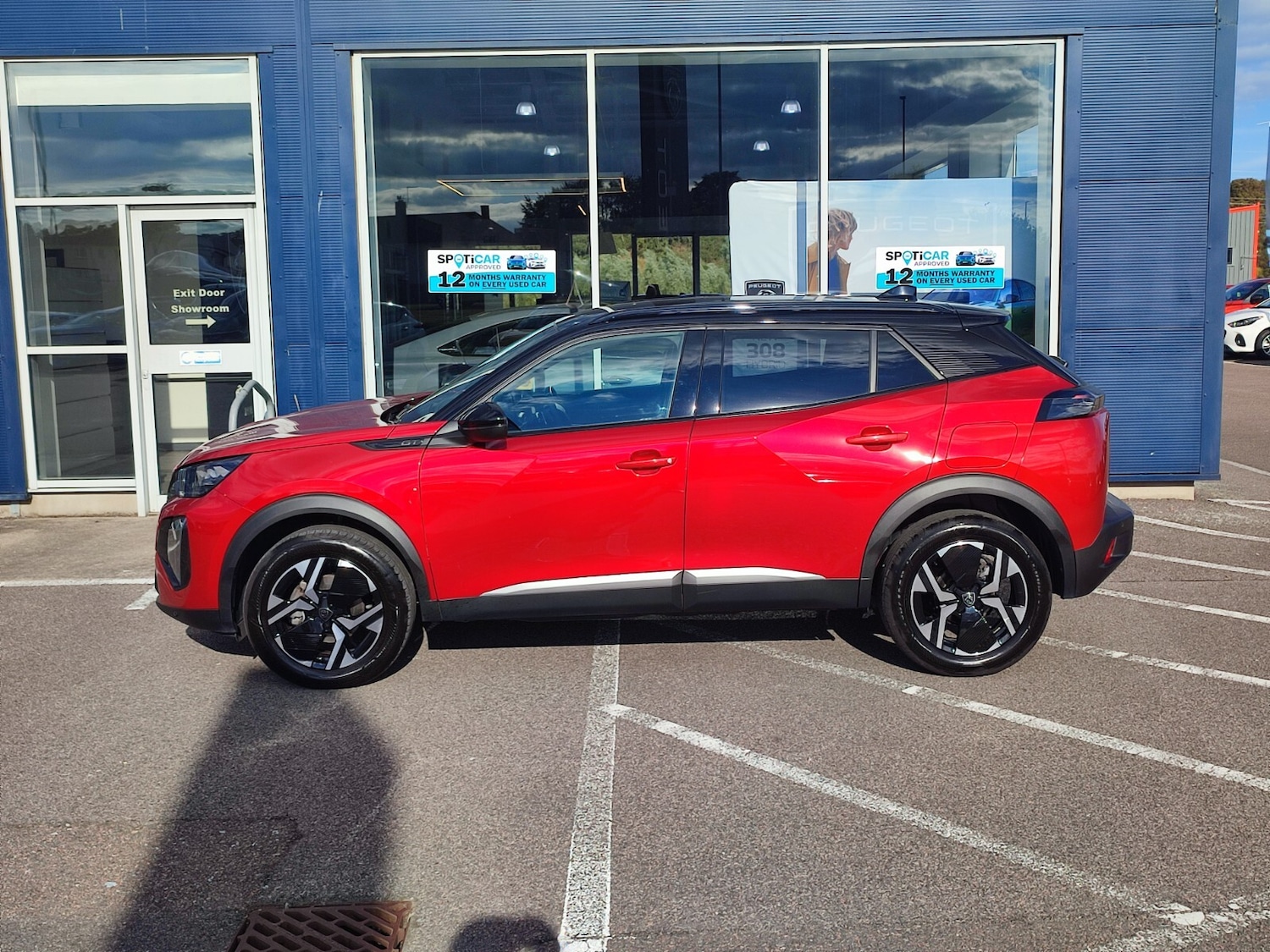 Used Peugeot 2008 2024 for sale - 76676901: Photo 5