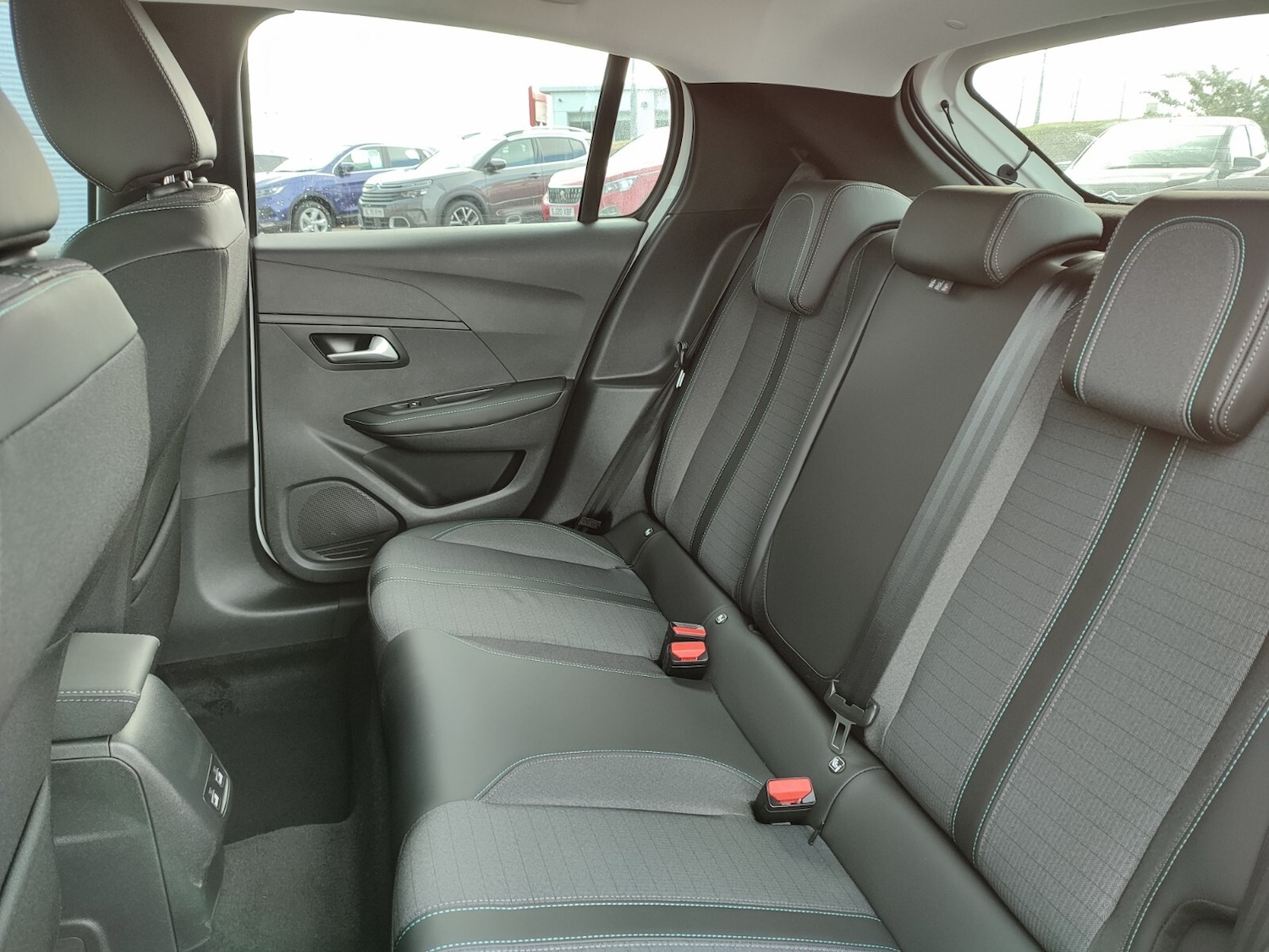 Used Peugeot 208 2023 for sale - 76676767: Photo 10