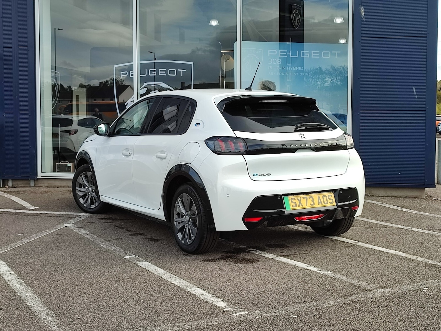 Used Peugeot 208 2023 for sale - 76676767: Photo 3