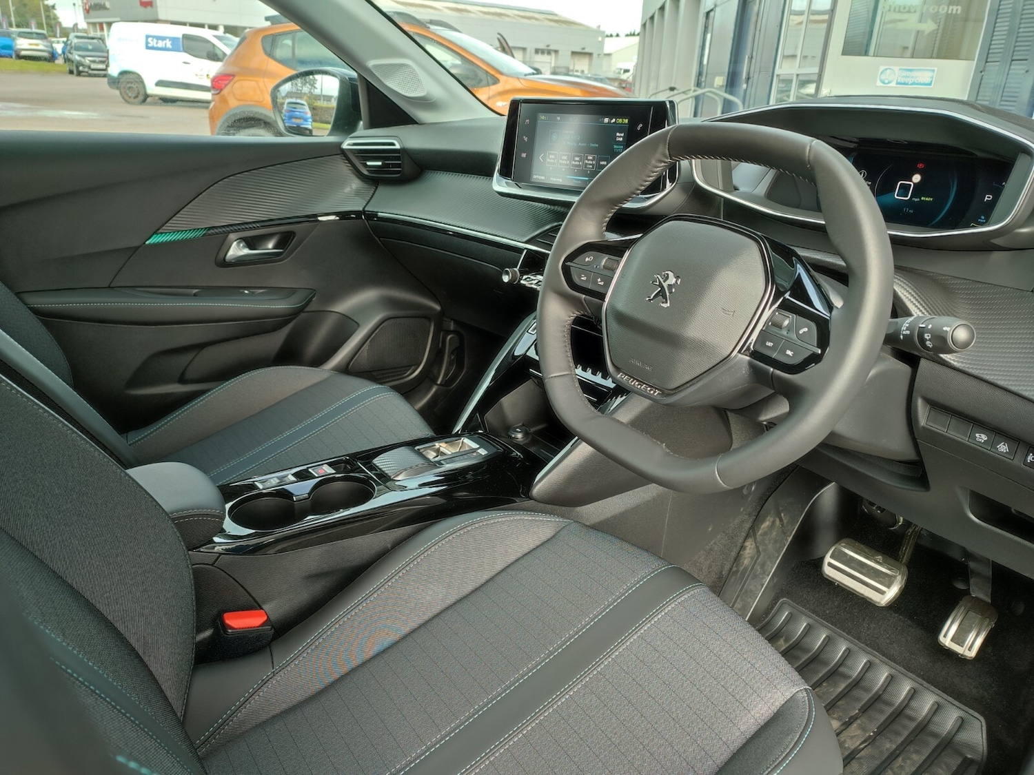 Used Peugeot 208 2023 for sale - 76676767: Photo 5