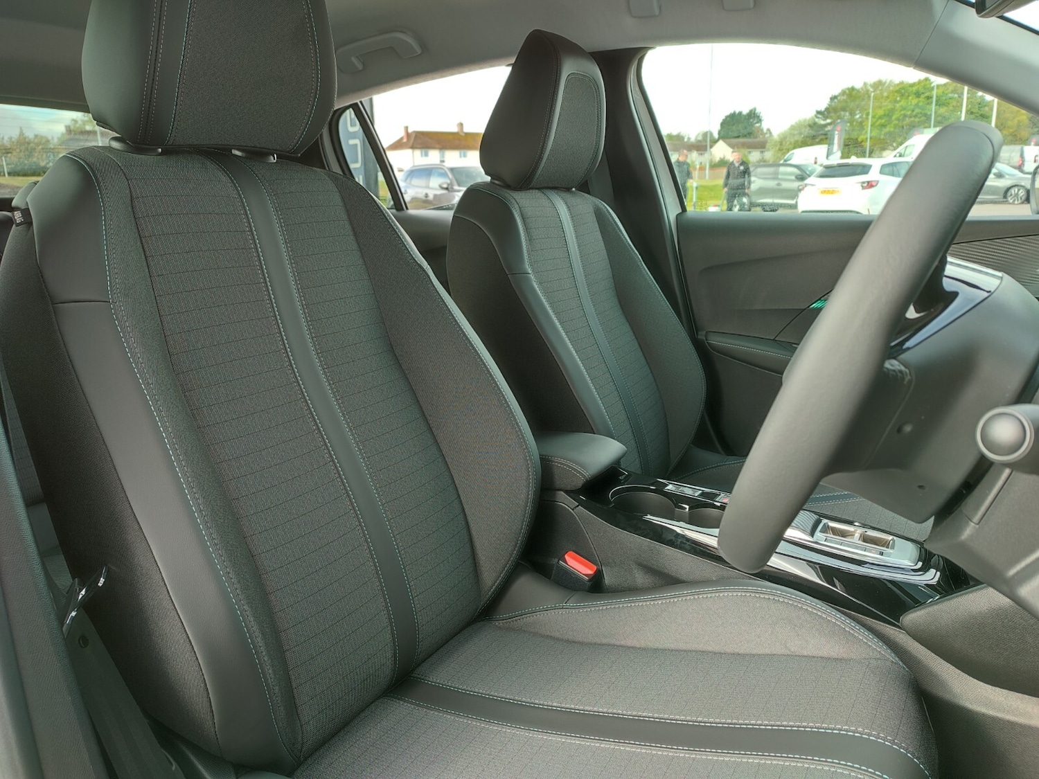 Used Peugeot 208 2023 for sale - 76676767: Photo 9