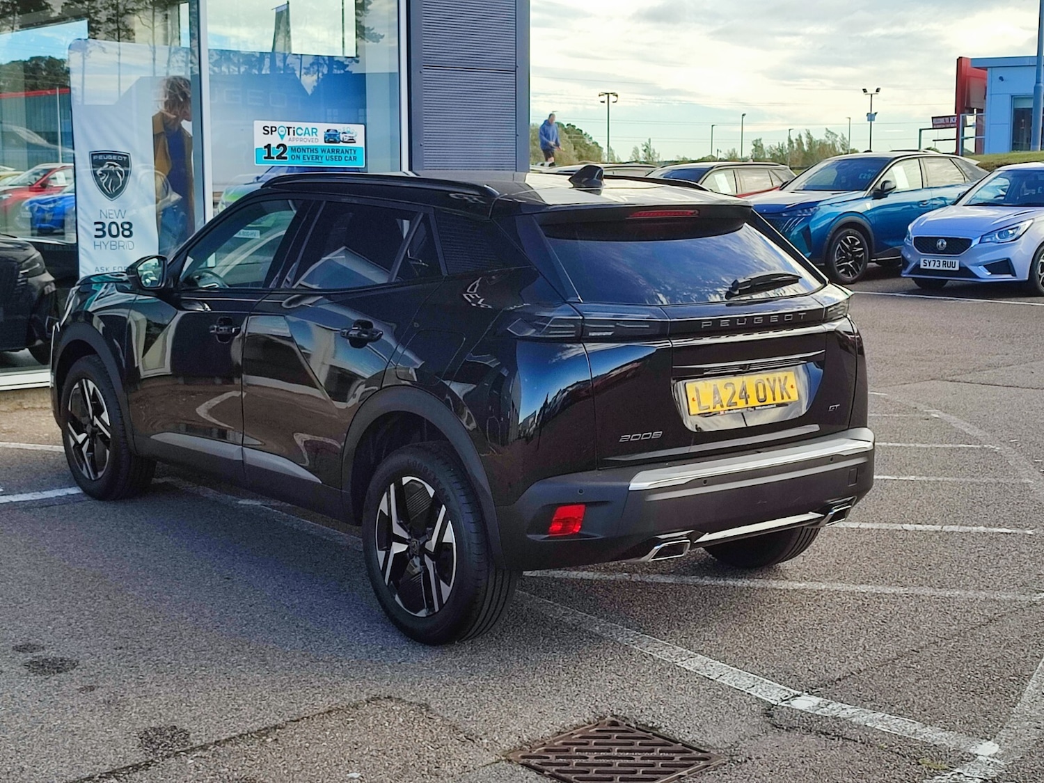 Used Peugeot 2008 2024 for sale - 76677100: Photo 9