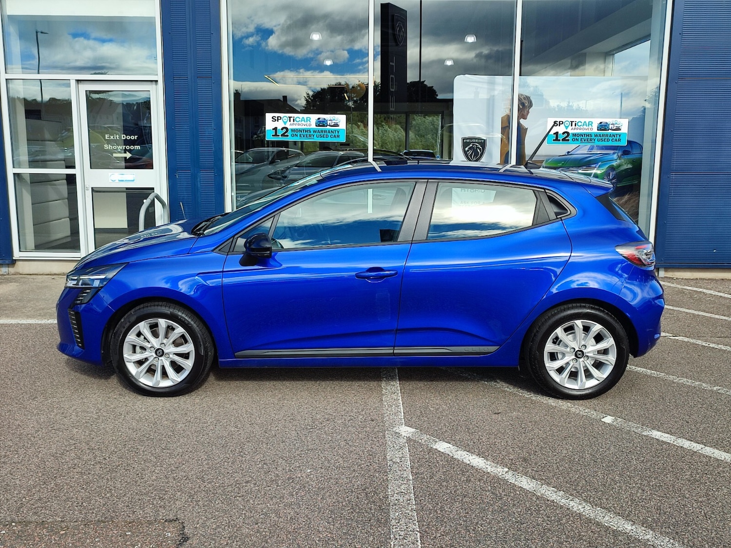Used Renault Clio 2024 for sale - 76677421: Photo 6