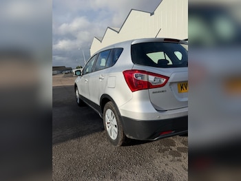 Used Suzuki SX4 S-Cross 2014 for sale - 77461248: Photo