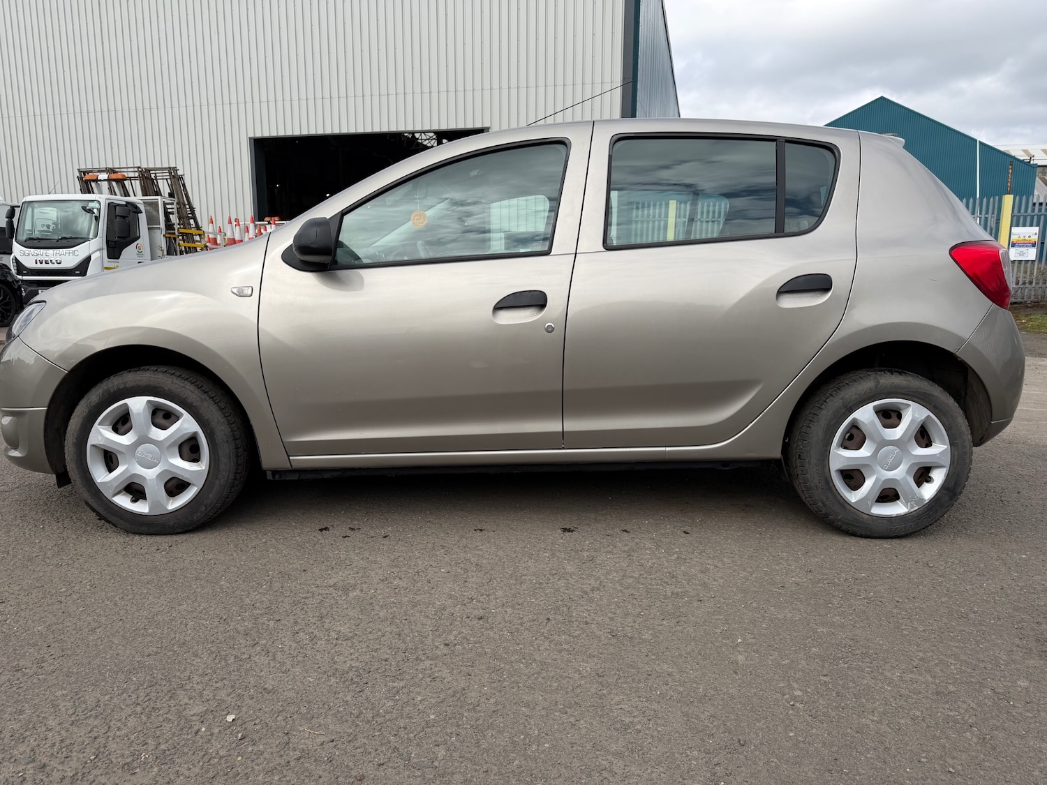 Used Dacia Sandero 2014 for sale - 78163833: Photo 4