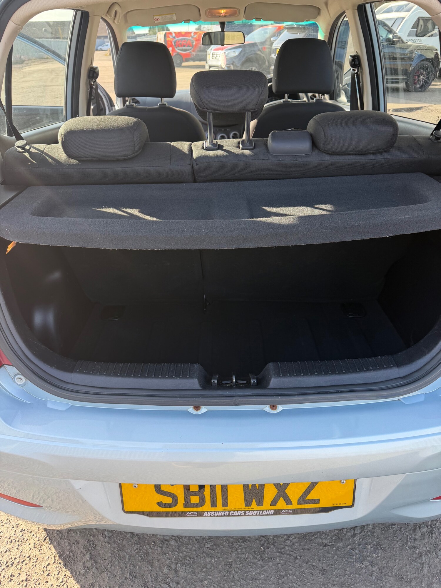 Used Hyundai i10 2011 for sale - 77953425: Photo 10