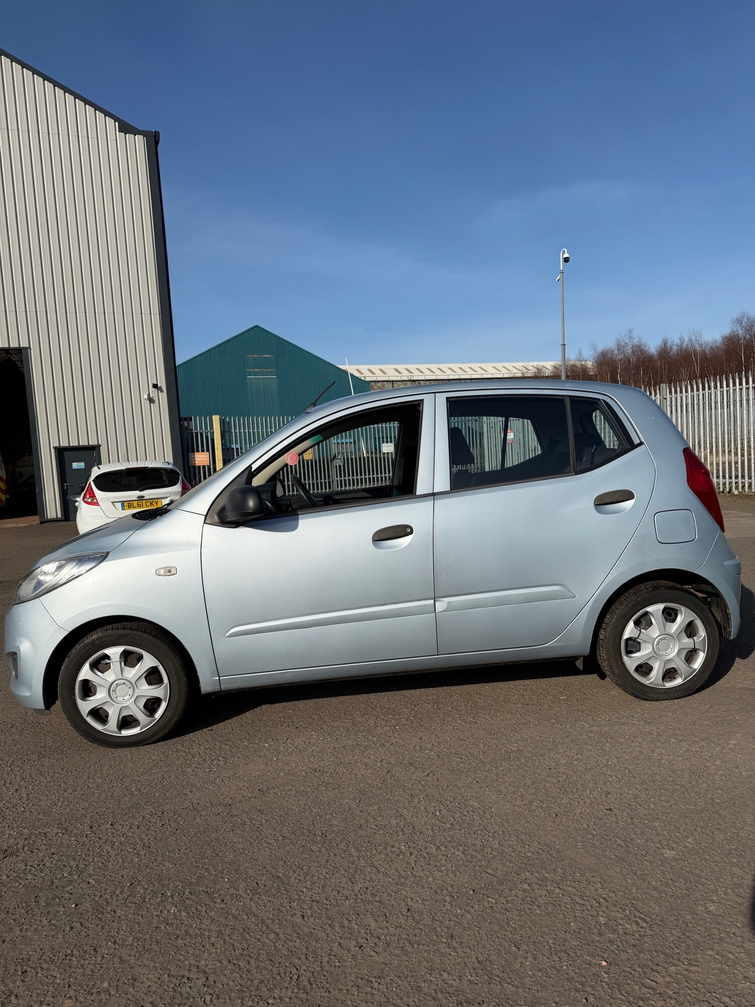 Used Hyundai i10 2011 for sale - 77953425: Photo 4