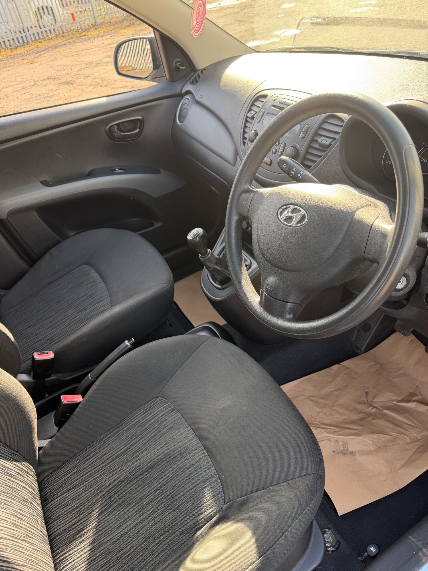 Used Hyundai i10 2011 for sale - 77953425: Photo 7