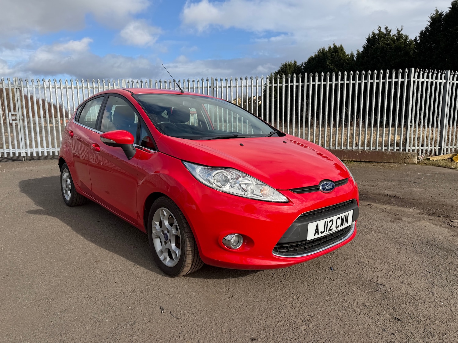 Used Ford Fiesta 2012 for sale - 78063746: Photo 2