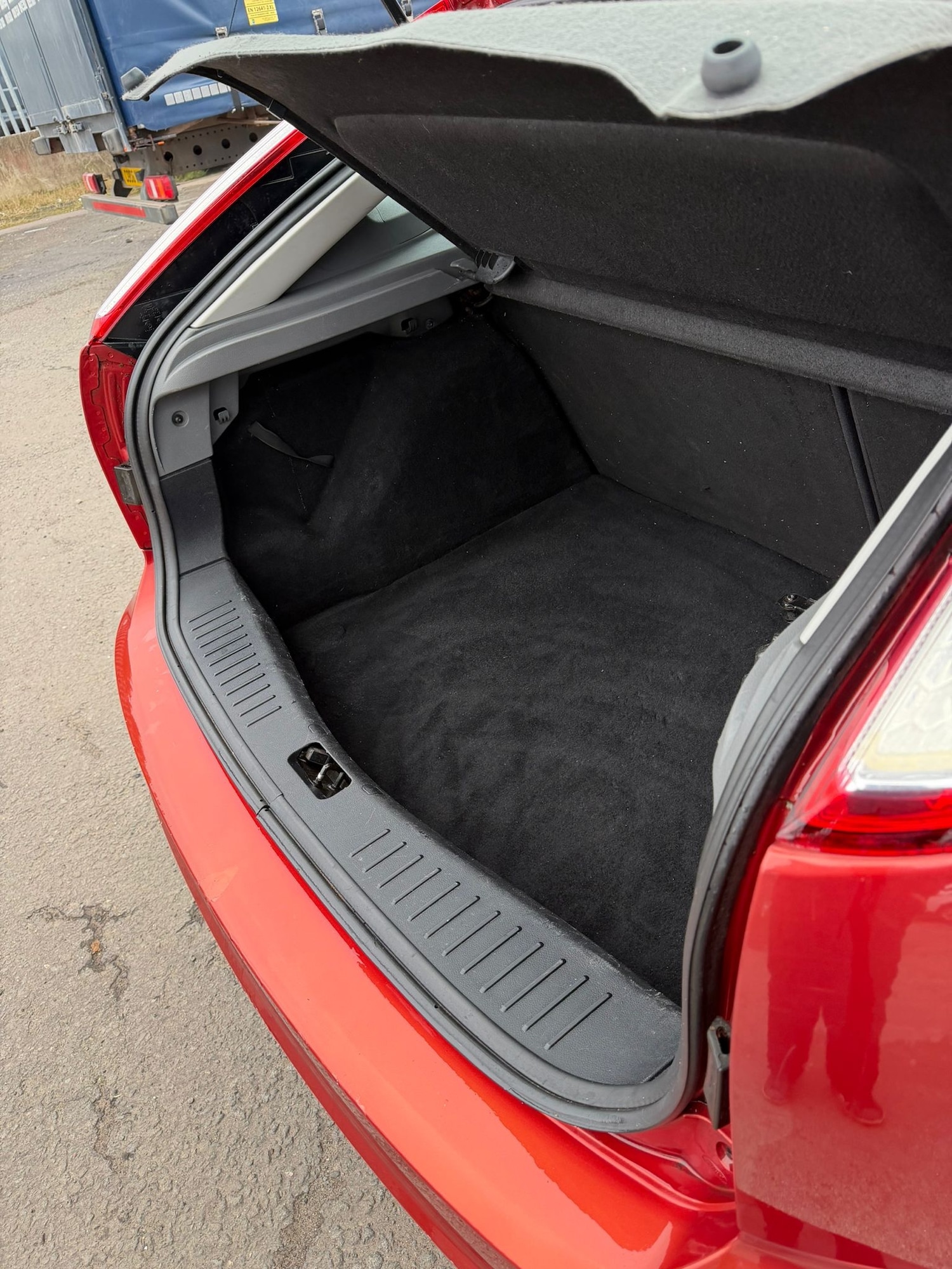 Used Ford Focus 2009 for sale - 77461364: Photo 9