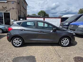 Used Ford Fiesta 2018 for sale - 79425941: Photo
