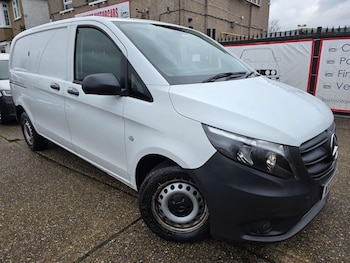 Used Mercedes-Benz Vito 2022 for sale - 77696682: Photo