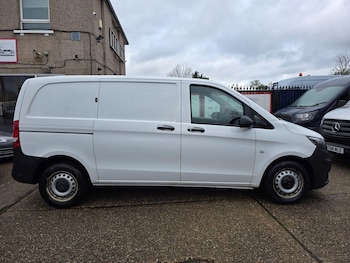 Used Mercedes-Benz Vito 2022 for sale - 77696682: Photo