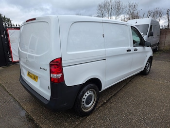Used Mercedes-Benz Vito 2022 for sale - 77696682: Photo