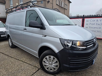 Used Volkswagen Transporter 2017 for sale - 77330984: Photo