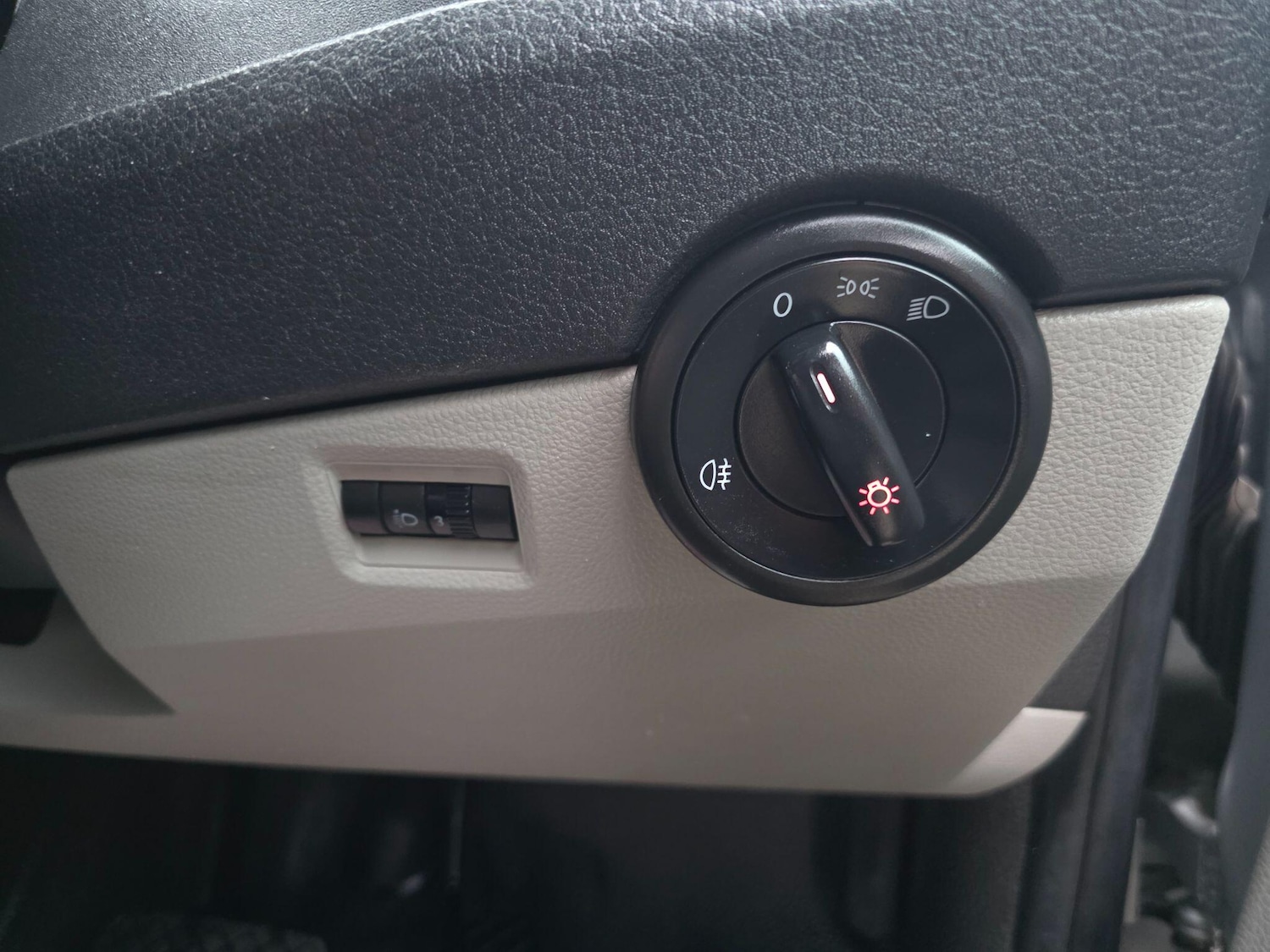 Used Volkswagen Transporter 2017 for sale - 77330984: Photo 25