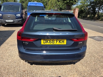 Used Volvo V90 2018 for sale - 79169327: Photo