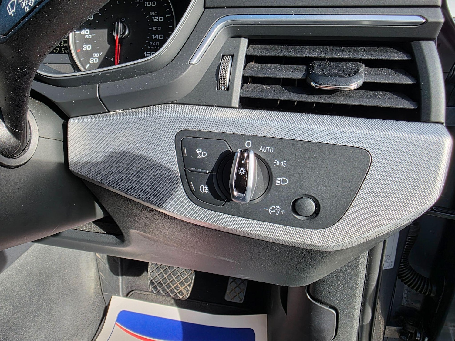 Used Audi A4 2017 for sale - 77315357: Photo 32