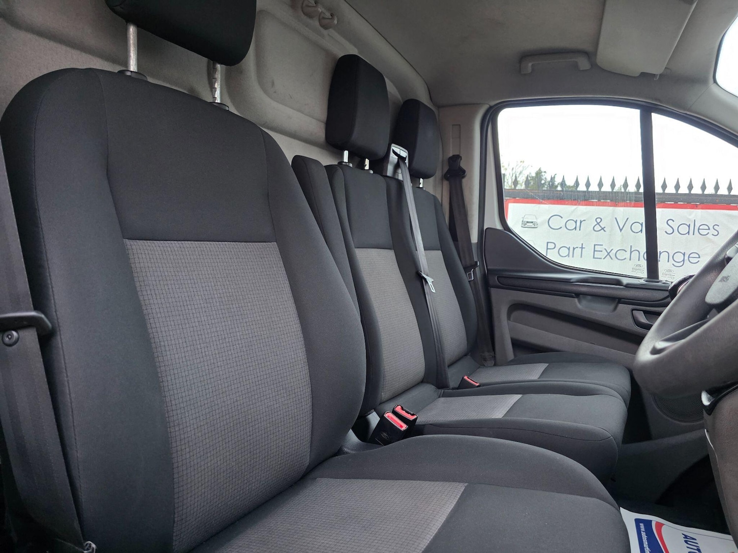 Used Ford Transit Custom 2018 for sale - 76989768: Photo 19