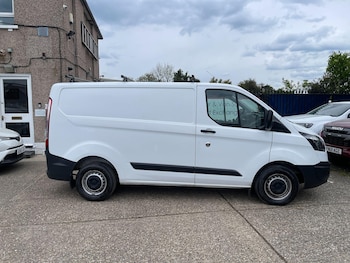Used Ford Transit Custom 2017 for sale - 74476990: Photo