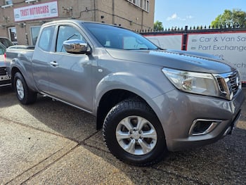 Used Nissan Navara 2016 for sale - 79780671: Photo