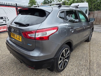 Used Nissan Qashqai 2015 for sale - 78772094: Photo