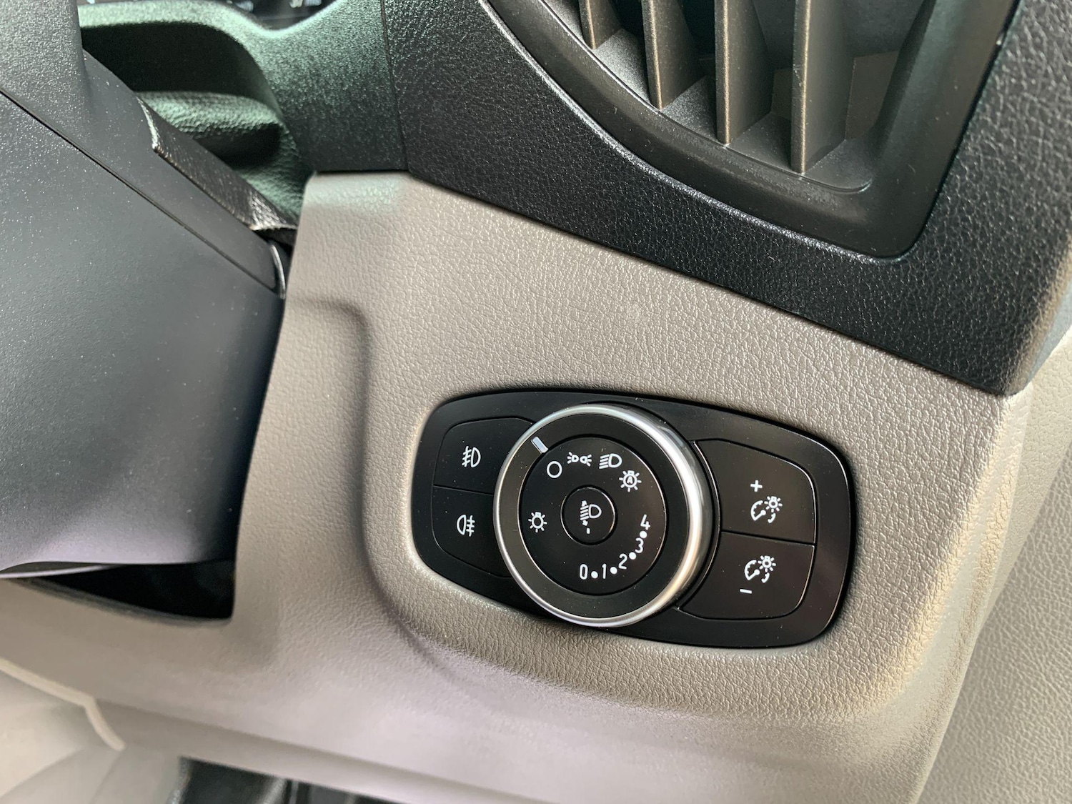 Used Ford Transit Connect 2018 for sale - 76995179: Photo 31