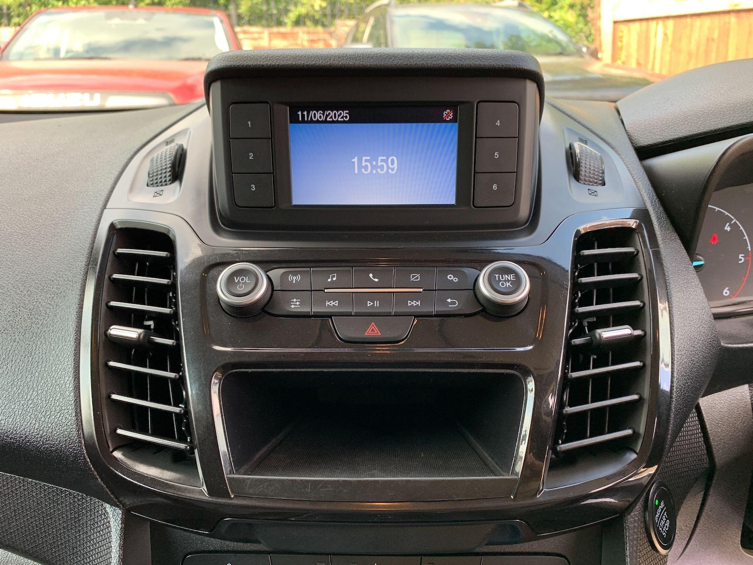 Used Ford Transit Connect 2018 for sale - 76995179: Photo 32