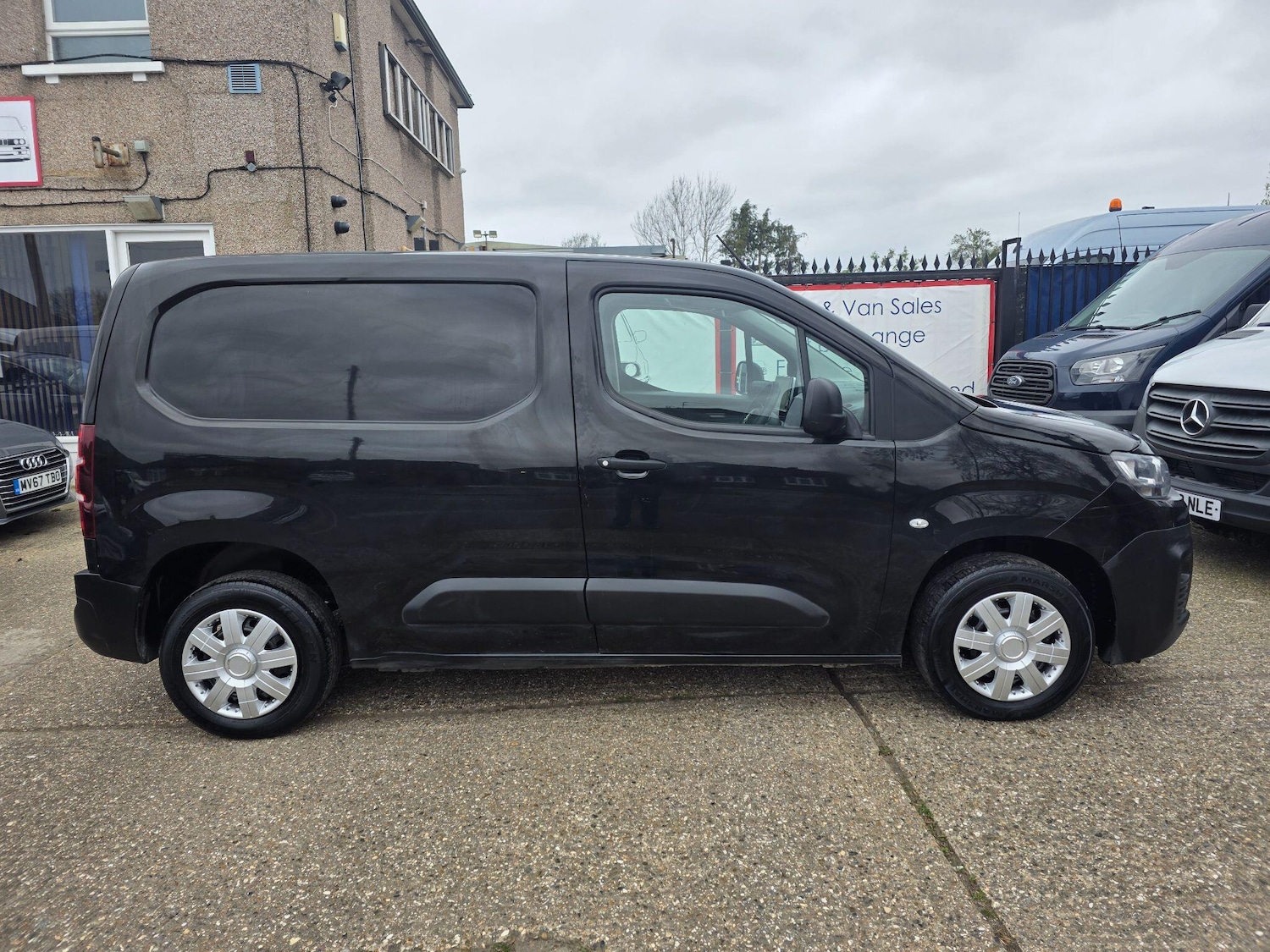 Used Citroen Berlingo for sale - 77854260: Photo 2