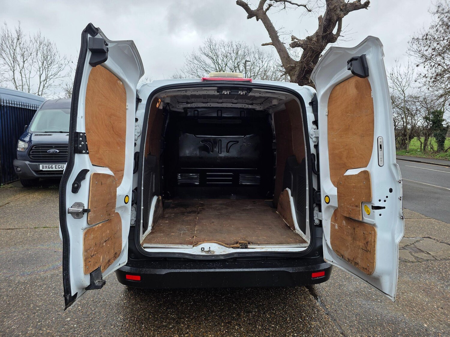 Used Ford Transit Connect 2019 for sale - 77696180: Photo 5