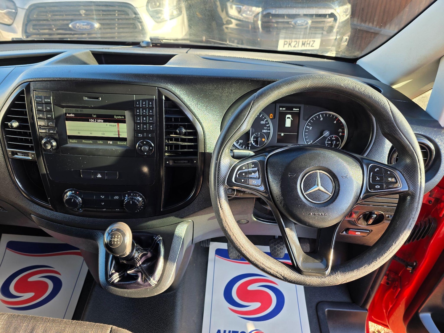 Used Mercedes-Benz Vito 2017 for sale - 76742489: Photo 13