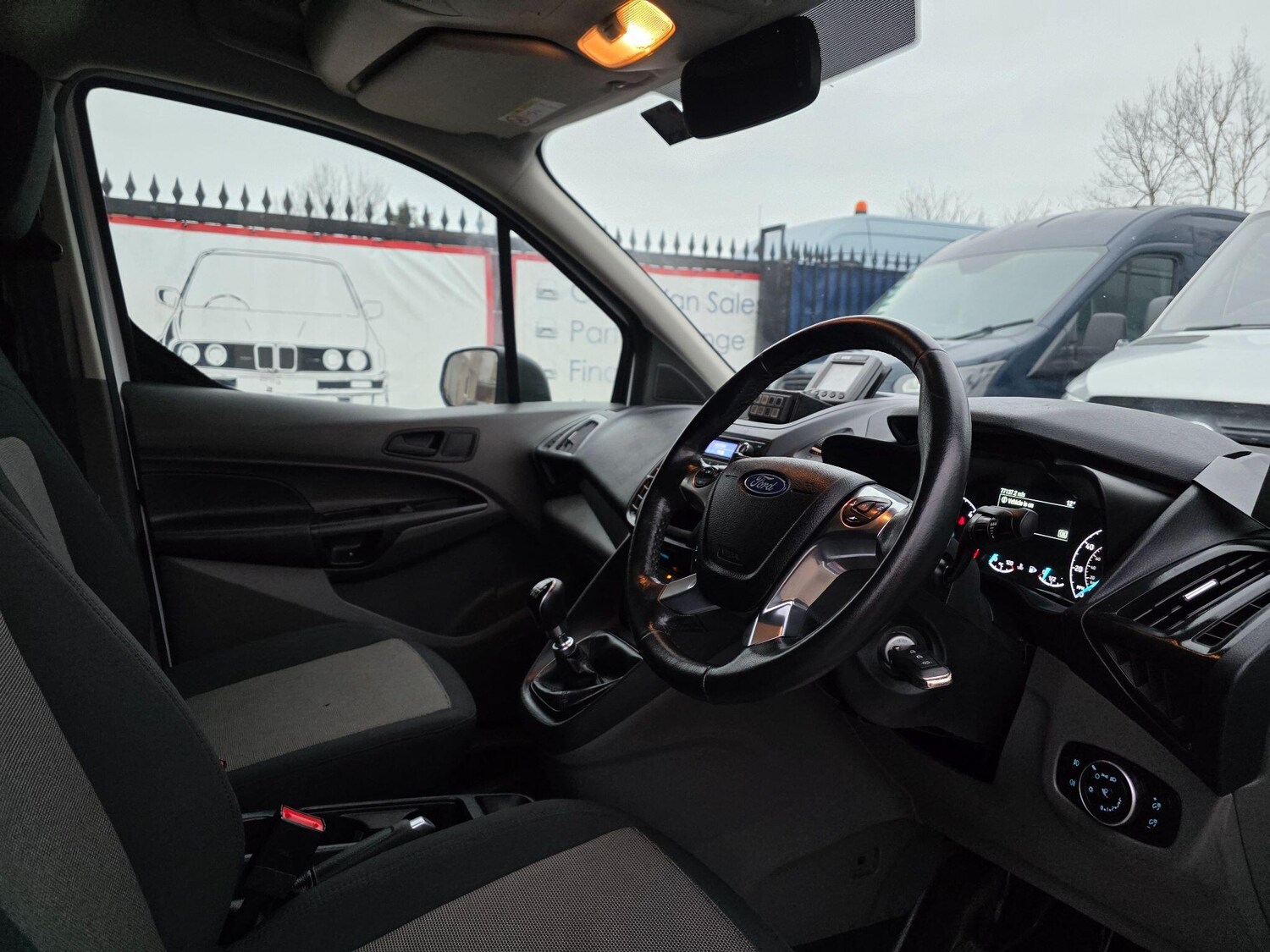 Used Ford Transit Connect 2018 for sale - 77645902: Photo 11