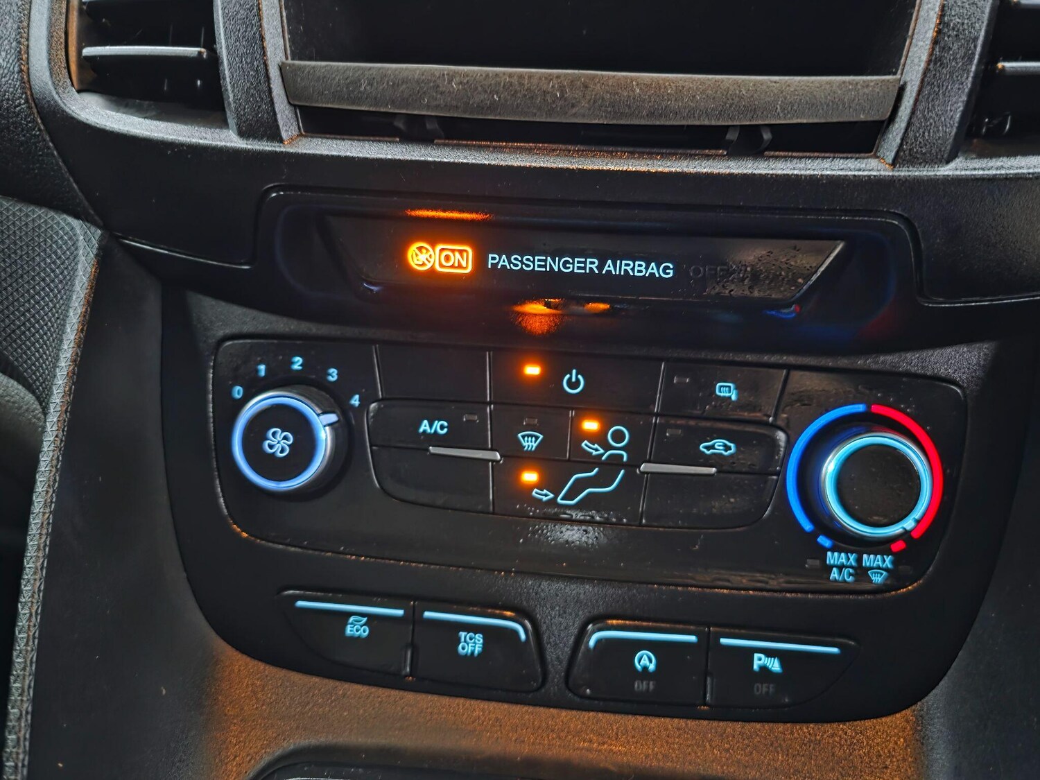 Used Ford Transit Connect 2018 for sale - 77645902: Photo 17