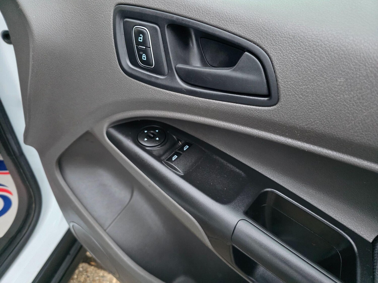 Used Ford Transit Connect 2018 for sale - 77645902: Photo 23