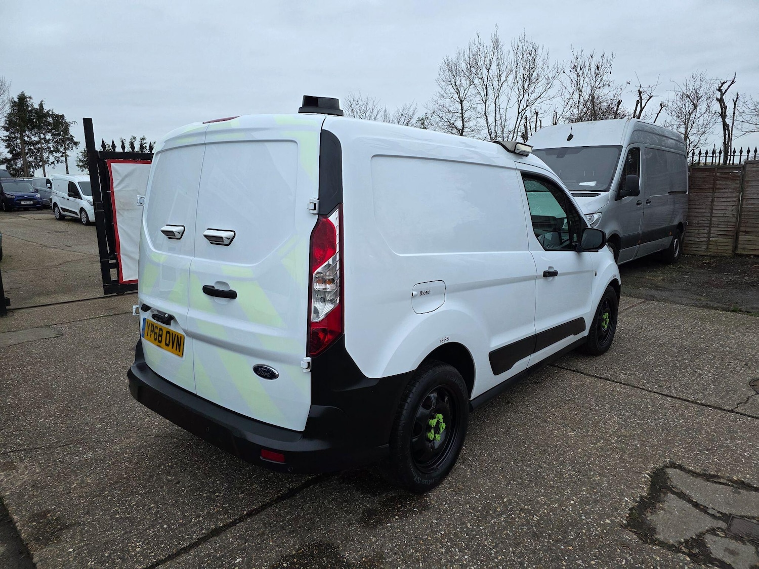 Used Ford Transit Connect 2018 for sale - 77645902: Photo 3