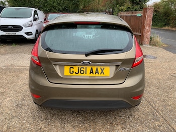 Used Ford Fiesta 2011 for sale - 75708376: Photo
