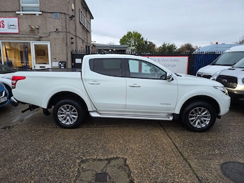Used Mitsubishi L200 2018 for sale - 76409536: Photo
