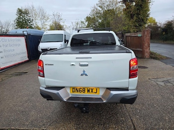 Used Mitsubishi L200 2018 for sale - 76409536: Photo
