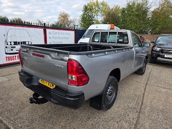 Used Toyota Hilux 2017 for sale - 76227511: Photo