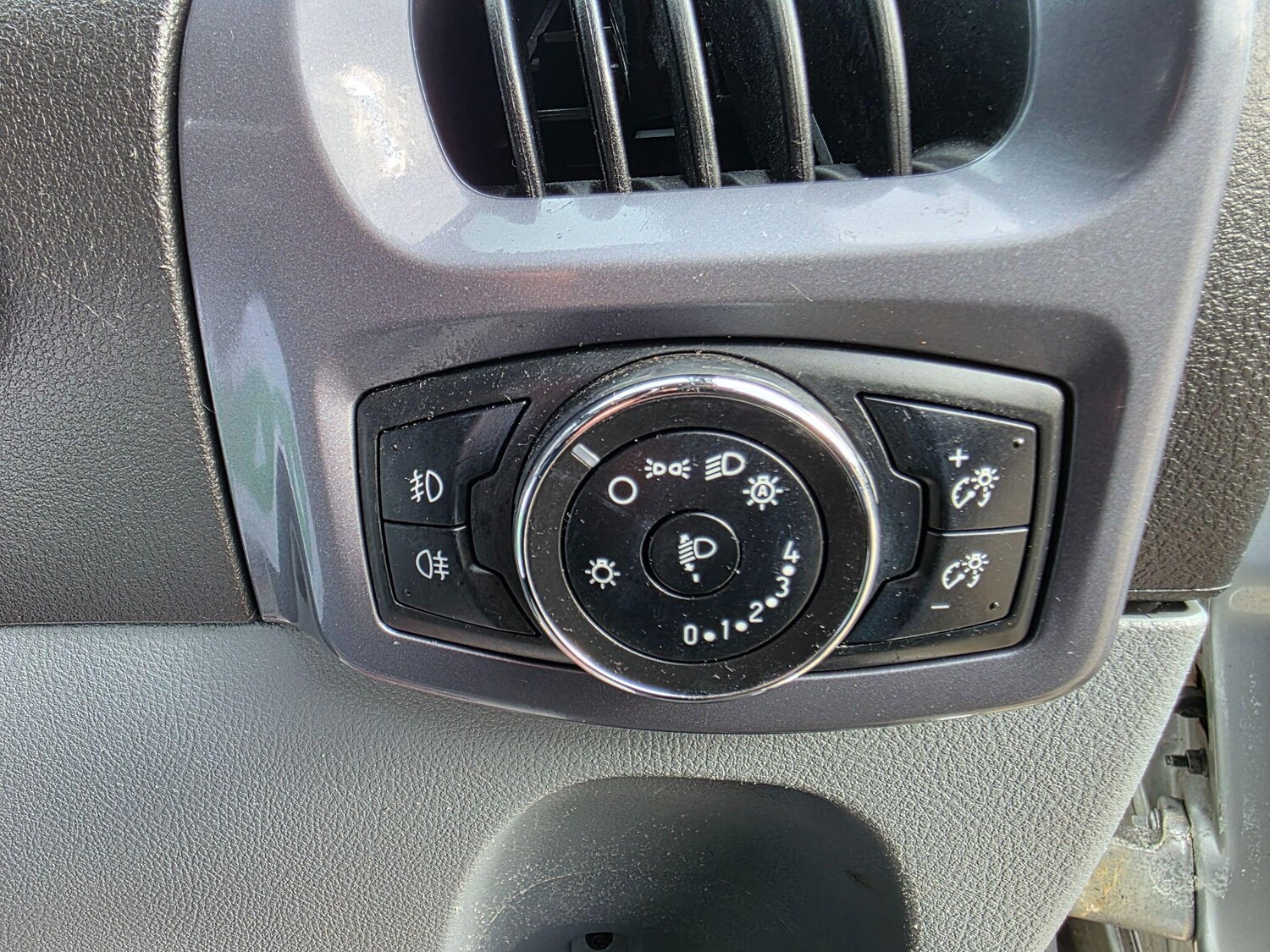 Used Ford Transit Custom 2017 for sale - 76499174: Photo 25