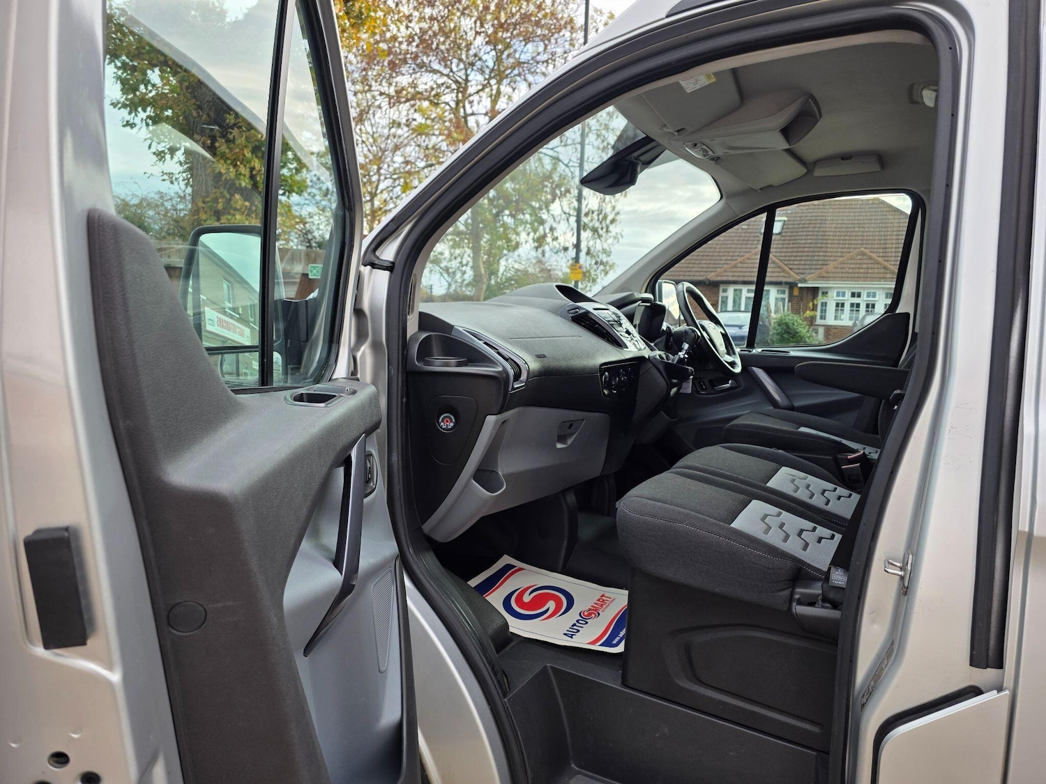 Used Ford Transit Custom 2017 for sale - 76499174: Photo 32