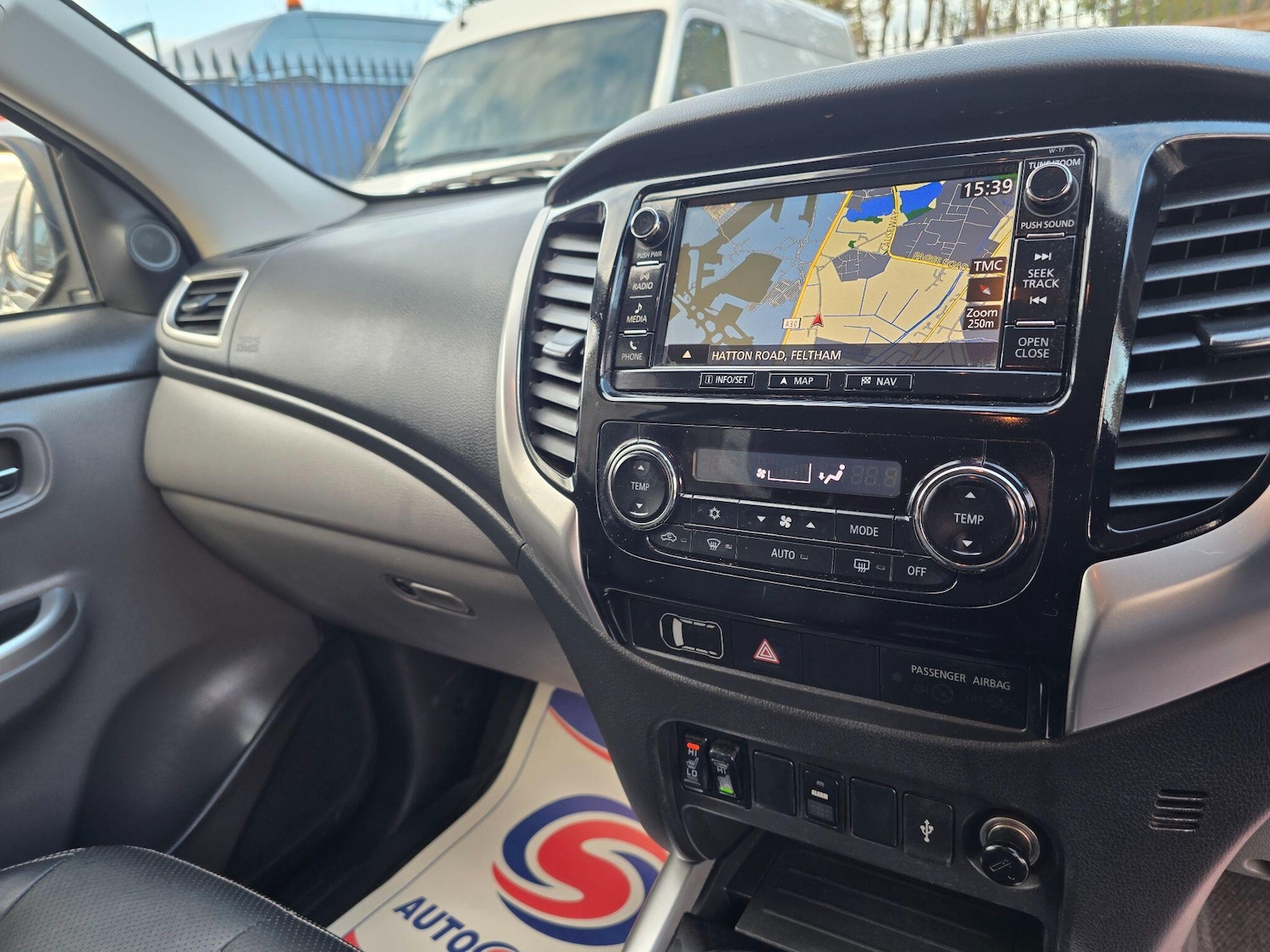 Used Mitsubishi L200 2017 for sale - 76388631: Photo 18