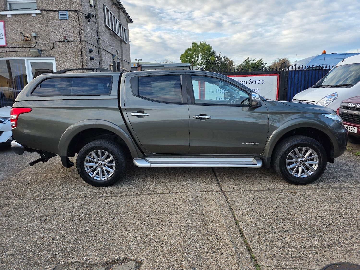 Used Mitsubishi L200 2017 for sale - 76388631: Photo 2