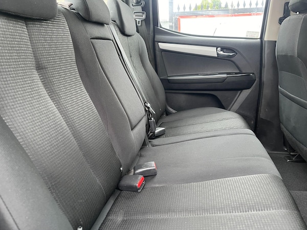 Used Isuzu D-Max 2020 for sale - 74700407: Photo 35