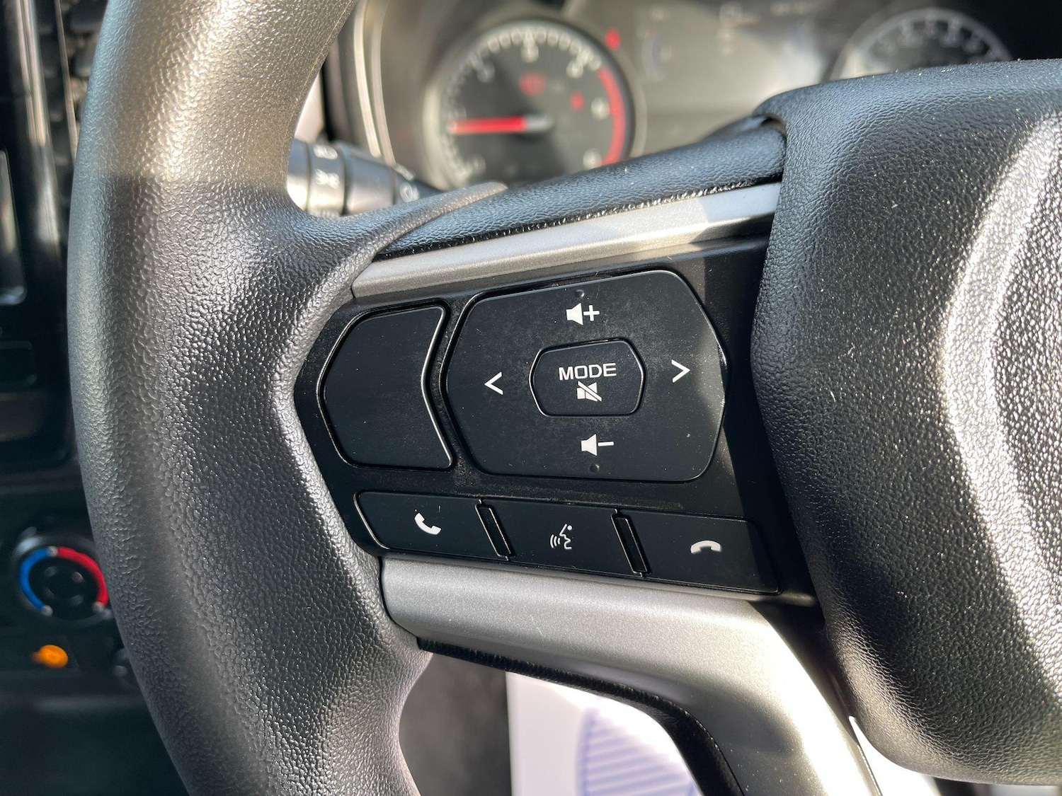 Used Isuzu D-Max 2021 for sale - 76997468: Photo 32