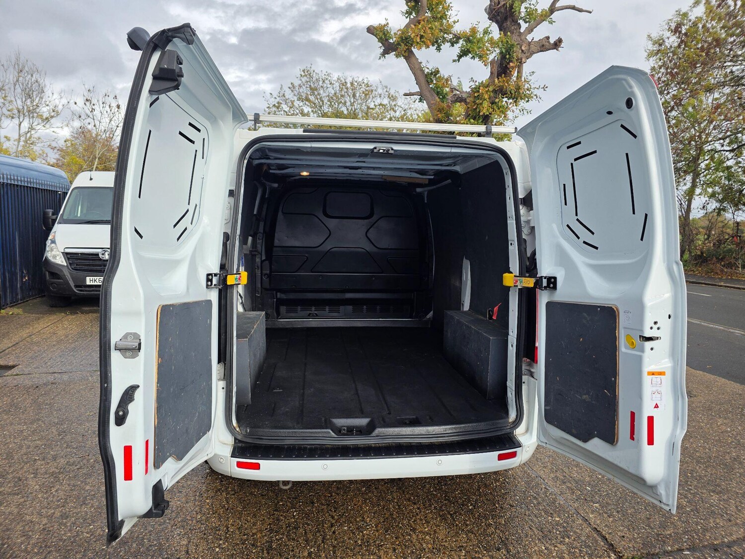 Used Ford Transit Custom 2019 for sale - 76432834: Photo 5