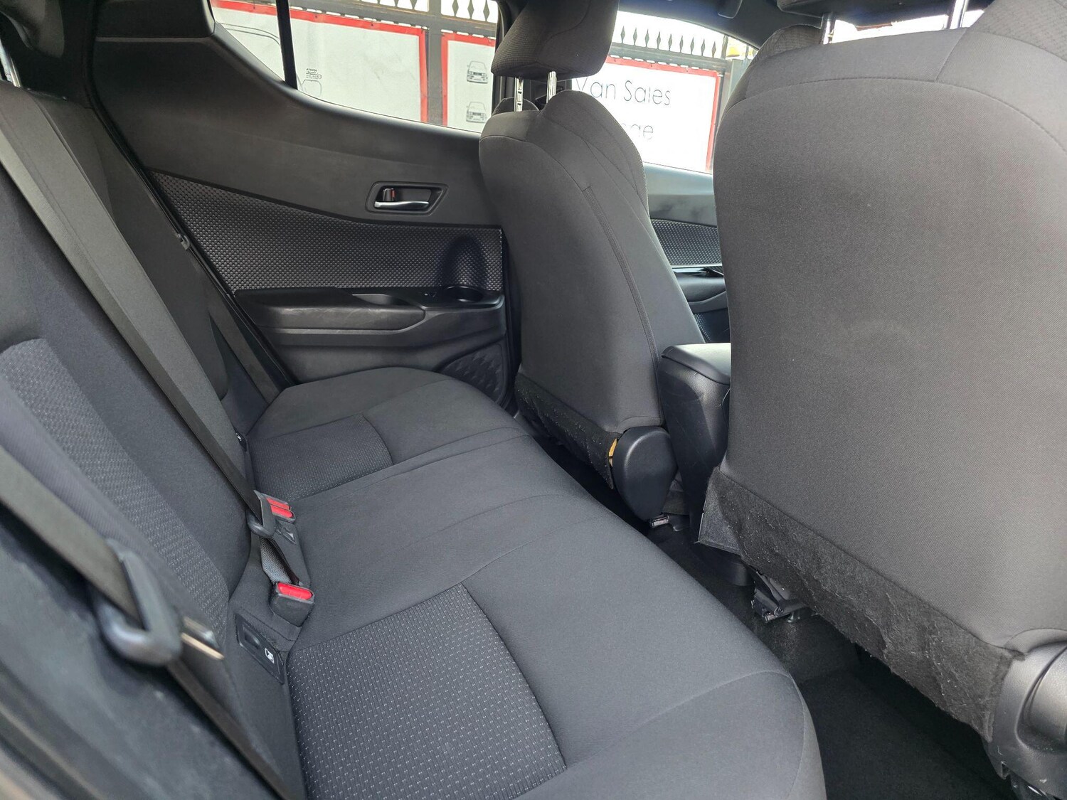 Used Toyota C-HR for sale - 76989263: Photo 28