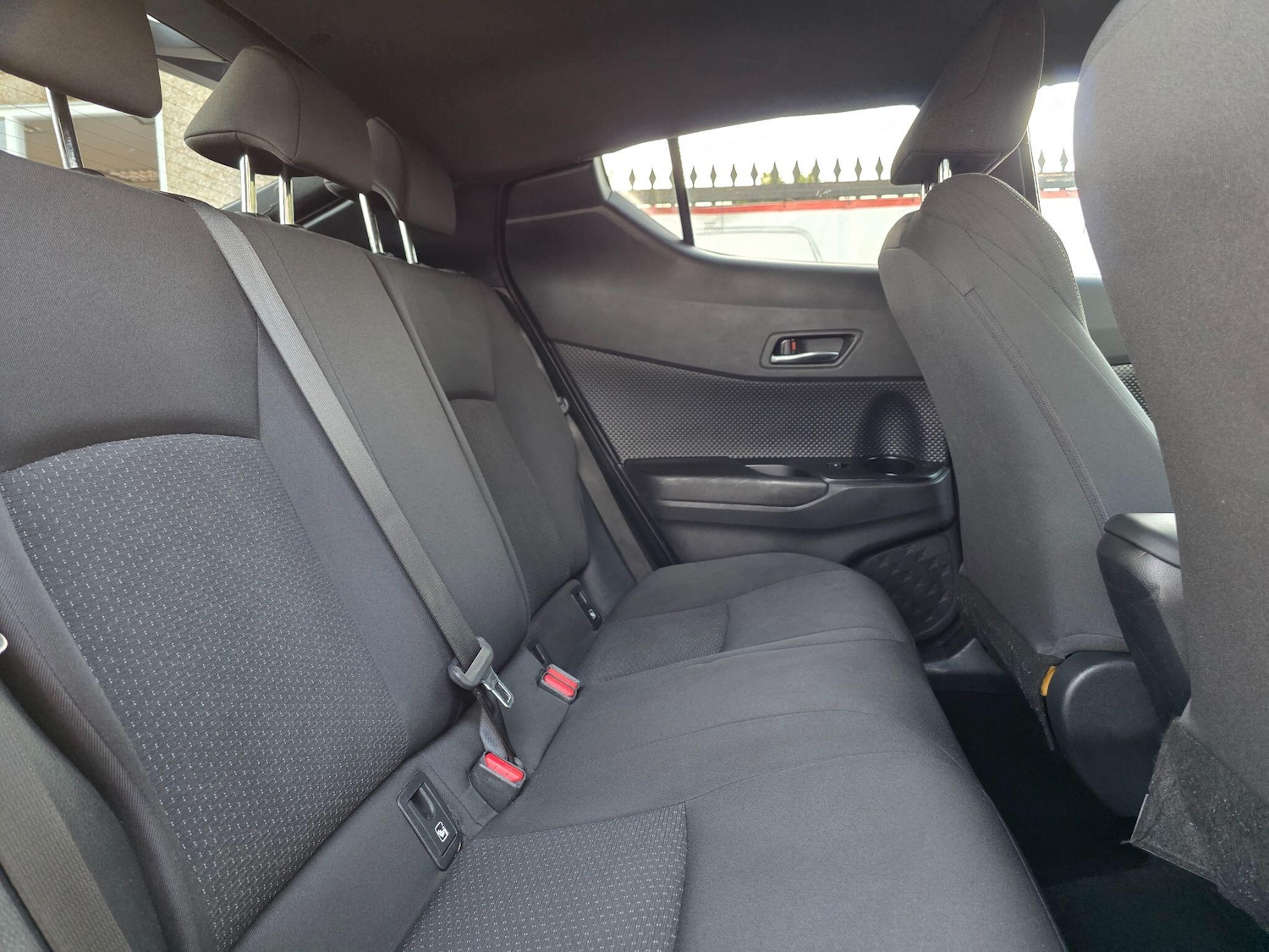 Used Toyota C-HR for sale - 76989263: Photo 29