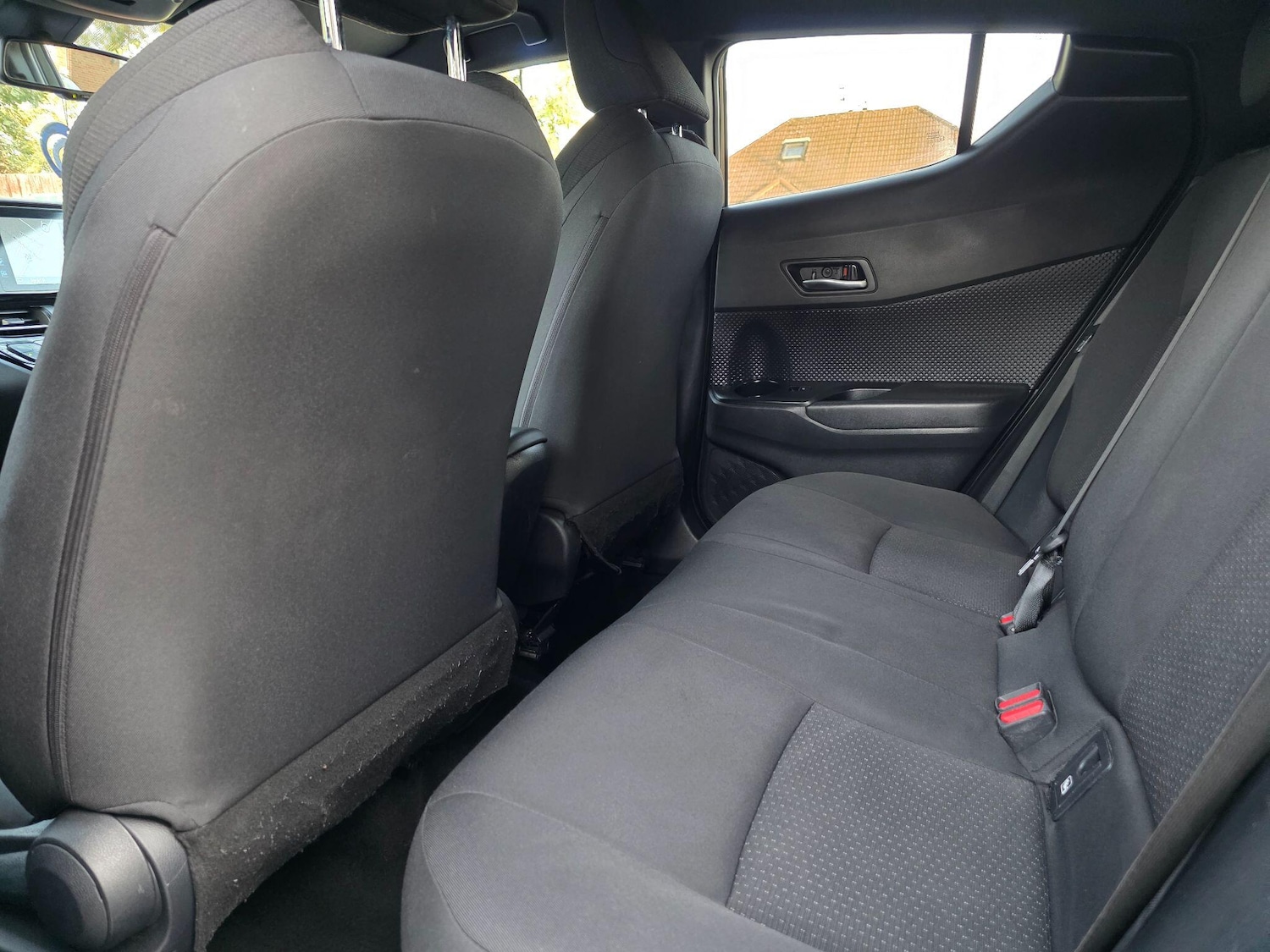 Used Toyota C-HR for sale - 76989263: Photo 32